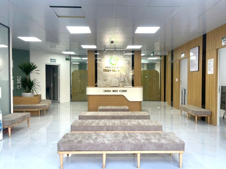 sảnh chính diện chỉnh độ sáng